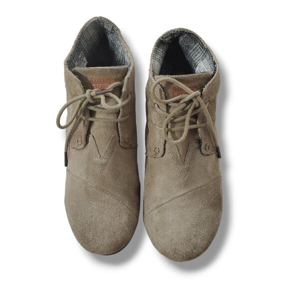 Toms | Tan Suede Lace Up Wedge Booties - Picture 2 of 11
